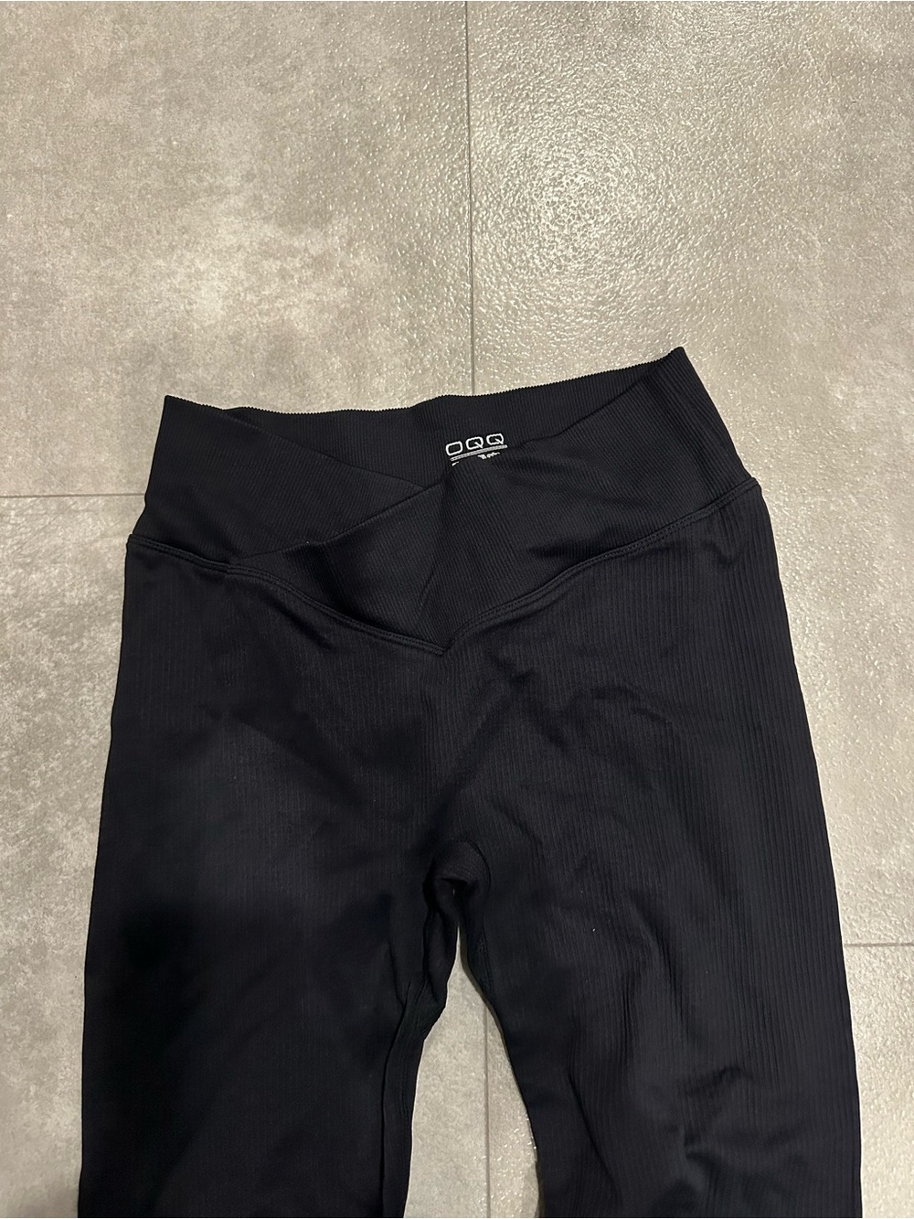 Oqq Black Ribbed Kids Leggings with Crossover Waist